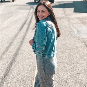 Meet your Posher, Victoria